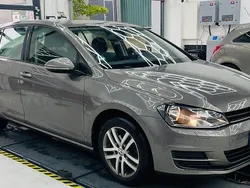 Braun Gebraucht 2013 VW Golf VII Comfortline Limousine | 6.600 € (Fairer Preis)