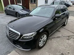 Obsidianschwarz metalliclack Gebraucht 2018 Mercedes C180 Kombi | 17.500 € (Etwas zu teuer)