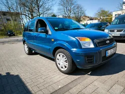 Blau Gebraucht 2010 Ford Fusion Style Limousine | 3.600 € (Fairer Preis)