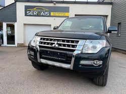 Grün Gebraucht 2018 Mitsubishi Pajero Edition SUV | 26.015 € (Fairer Preis)