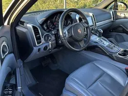 Gebraucht 2012 Porsche Cayenne SUV | 24.400 € (Guter Preis)