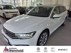 Weiß Gebraucht 2021 VW Passat Elegance Kombi | 25.890 € (Fairer Preis)