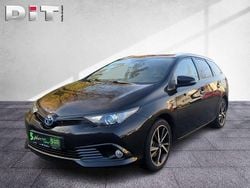 Mysticschwarz mica (metallic) Gebraucht 2018 Toyota Auris Hybrid Kombi | 14.890 € (Guter Preis)
