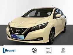 Weiß Gebraucht 2022 Nissan Leaf Acenta Kleinwagen | 15.690 € (Fairer Preis)