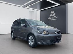 Grau Gebraucht 2011 VW Touran Comfortline Van / Kleinbus | 8.299 € (Etwas zu teuer)
