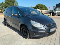 Grau Gebraucht 2009 Ford S-MAX S Van / Kleinbus | 2.999 € (Guter Preis)