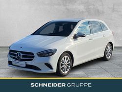 Weiß Gebraucht 2019 Mercedes B200 Van / Kleinbus | 23.980 € (Fairer Preis)