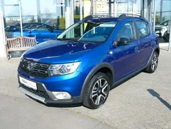 Mondsteingrau Gebraucht 2020 Dacia Sandero Expression Kleinwagen | 9.990 € (Fairer Preis)