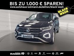 Schwarz (deep black perleffekt) Gebraucht 2024 VW T-Roc Life SUV | 21.851 € (Guter Preis)