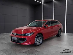 Chilirot (rot) Gebraucht 2024 VW Passat Elegance Kombi | 44.990 € (Superpreis)