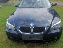 Blau Gebraucht 2005 BMW 535 Limousine | 8.600 € (Fairer Preis)