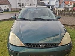 Grün Gebraucht 2002 Ford Focus Kombi | 550 € (Superpreis)
