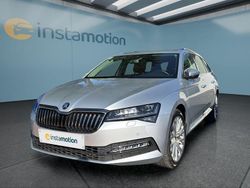 Silber Gebraucht 2023 Skoda Superb Kombi | 30.649 € (Superpreis)