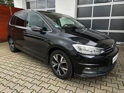 Schwarz Gebraucht 2020 VW Touran Highline Van / Kleinbus | 13.999 € (Fairer Preis)