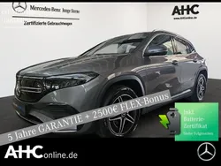 Grau Gebraucht 2023 Mercedes EQA250 AMG SUV | 32.890 € (Fairer Preis)