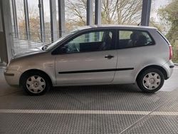 Silber Gebraucht 2002 VW Polo Kleinwagen | 1.250 €