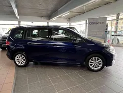Atlantik blue Gebraucht 2016 VW Touran Comfortline Van / Kleinbus | 13.500 € (Fairer Preis)