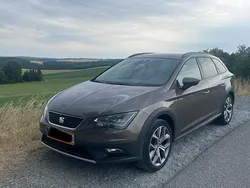 Braun Gebraucht 2016 Seat Leon X-Perience Xperience Kombi | 12.599 € (Fairer Preis)