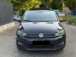Grau Gebraucht 2016 VW Touran Van / Kleinbus | 14.490 € (Superpreis)