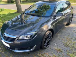 Grau Gebraucht 2015 Opel Insignia Innovation Kombi | 9.400 € (Etwas zu teuer)