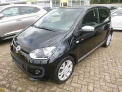 Schwarz Gebraucht 2016 VW up! CLUB Kleinwagen | 9.990 € (Etwas zu teuer)