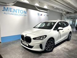 Weiß Gebraucht 2022 BMW 218 Performance Van / Kleinbus | 24.490 € (Fairer Preis)