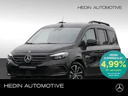 Schwarz Gebraucht 2024 Mercedes EQT200 Premium Plus Van / Kleinbus | 27.251 € (Fairer Preis)