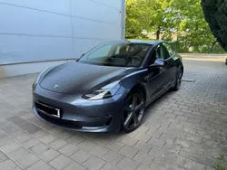 Grau Gebraucht 2021 Tesla Model 3 Performance Limousine | 29.800 € (Fairer Preis)