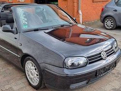 Schwarz Gebraucht 2000 VW Golf Cabriolet Cabrio | 3.350 € (Etwas zu teuer)