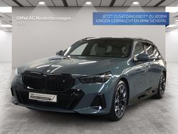 Grün Gebraucht 2024 BMW i5 M Sport Kombi | 67.400 €