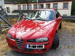Rot Gebraucht 2003 Alfa Romeo 156 Distinctive Limousine | 2.990 €