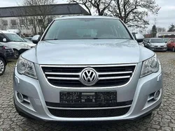Reflexsilber metallic Gebraucht 2010 VW Tiguan Sportline SUV | 5.899 € (Guter Preis)