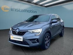 Grau Gebraucht 2022 Renault Arkana SUV | 24.449 € (Teuer)