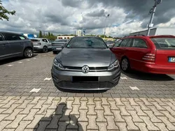 Indiumgrau Gebraucht 2019 VW Golf VII Highline Kombi | 18.490 € (Fairer Preis)