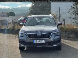 Grau Gebraucht 2023 Skoda Kamiq Style SUV | 29.800 € (Etwas zu teuer)