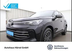 Deep black perleffekt, pearl effect Gebraucht 2024 VW Tiguan Elegance SUV | 38.200 € (Fairer Preis)