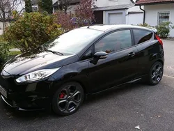 Schwarz Gebraucht 2014 Ford Fiesta Sport Kleinwagen | 8.900 €