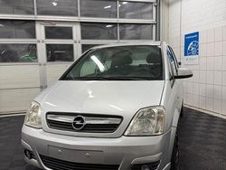 Silber Gebraucht 2008 Opel Meriva Edition Van / Kleinbus | 4.250 € (Etwas zu teuer)