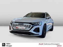 Gletscherweiß metallic Gebraucht 2024 Audi Q8 Sportback e-tron S-Line SUV | 55.990 €