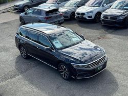 Deep black perleffekt Gebraucht 2022 VW Passat GTE Kombi | 19.900 € (Fairer Preis)