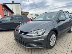 Grau Gebraucht 2019 VW Golf VII Kombi | 7.590 € (Guter Preis)