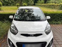 Weiß Gebraucht 2013 Kia Picanto 2 Kleinwagen | 3.800 €