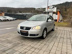 Silber Gebraucht 2005 VW Polo Comfortline Limousine | 3.999 € (Etwas zu teuer)