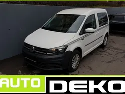 Weiß Gebraucht 2016 VW Caddy Van / Kleinbus | 15.870 € (Fairer Preis)