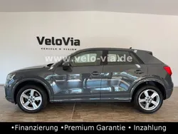 Grau Gebraucht 2018 Audi Q2 Sport SUV | 18.700 € (Fairer Preis)