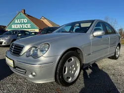 Silber Gebraucht 2006 Mercedes C230 Limousine | 5.990 € (Etwas zu teuer)