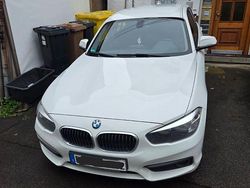 Weiß Gebraucht 2017 BMW 118 Sport Line Kleinwagen | 10.500 € (Superpreis)