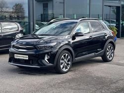 Schwarz Gebraucht 2021 Kia Stonic Spirit SUV | 15.280 € (Guter Preis)