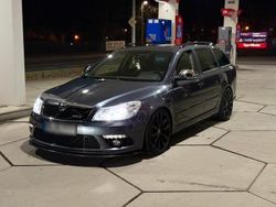 Grau Gebraucht 2011 Skoda Octavia RS Kombi | 6.500 € (Guter Preis)