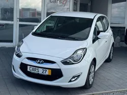 Weiß Gebraucht 2013 Hyundai ix20 Van / Kleinbus | 9.790 € (Fairer Preis)